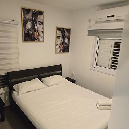 Gk Apartment Harmony バト・ヤム エクステリア 写真