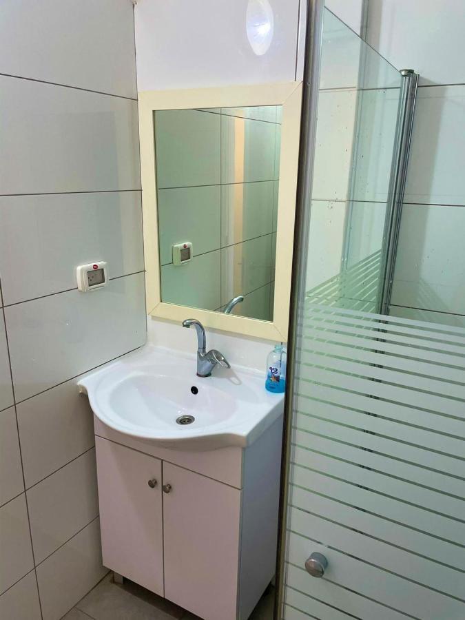 Gk Apartment Harmony バト・ヤム エクステリア 写真