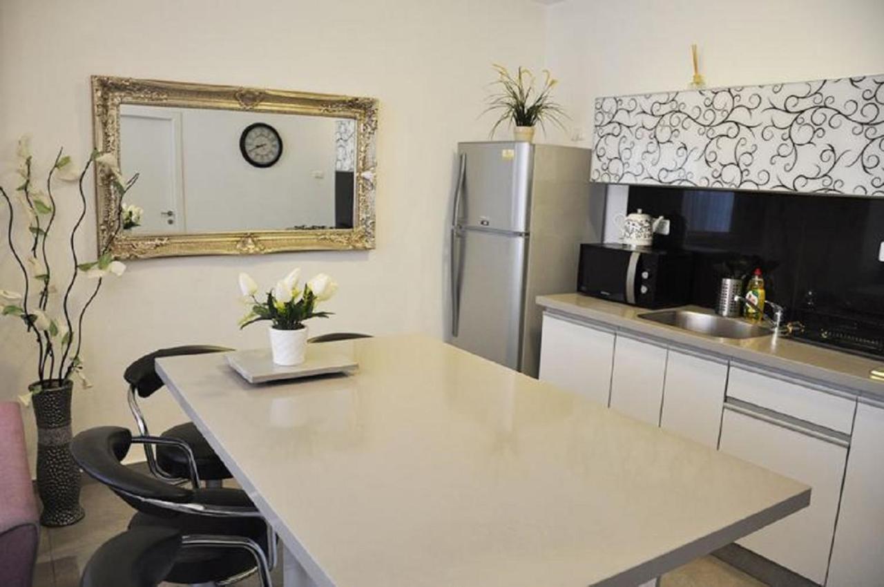 Gk Apartment Harmony バト・ヤム エクステリア 写真