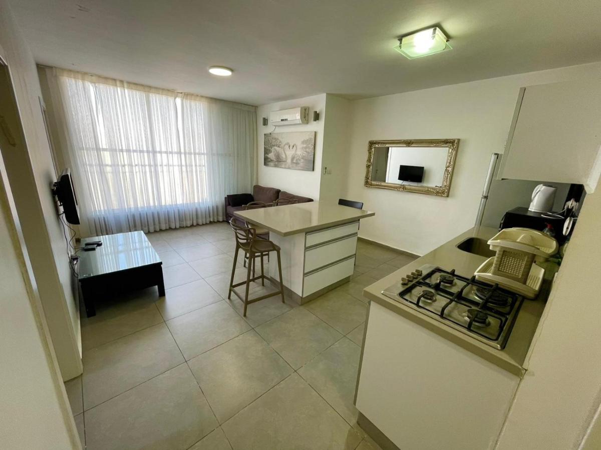 Gk Apartment Harmony バト・ヤム エクステリア 写真