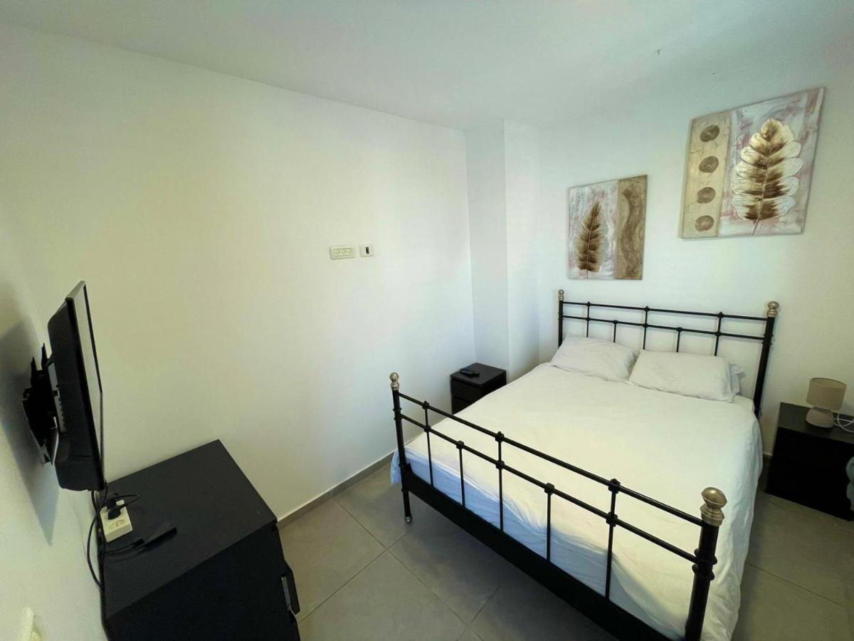 Gk Apartment Harmony バト・ヤム エクステリア 写真